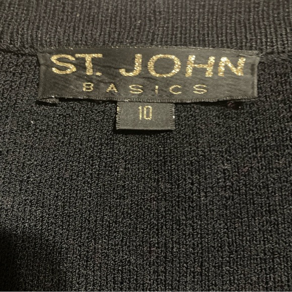 St. John Black Ribbed Cardigan with Gold Buttons women’s size 10 - Picture 3 of 7
